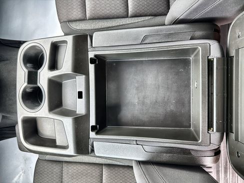 Used 2024 Chevrolet Silverado 1500 Custom AWD/4WD image 32
