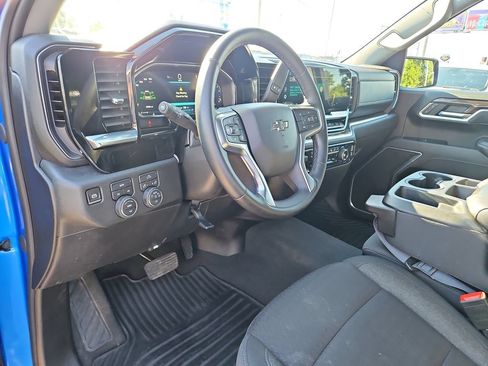 Used 2026 Chevrolet Silverado 1500 RST AWD/4WD image 19
