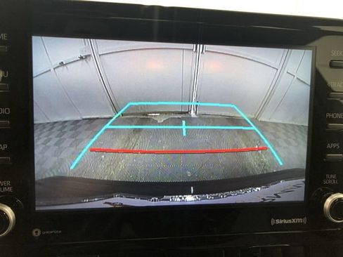 Used 2022 Toyota Corolla SE w/ SE Premium Package image 21