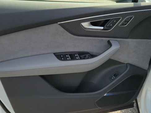 New 2026 Audi SQ7 Premium Plus AWD/4WD image 18
