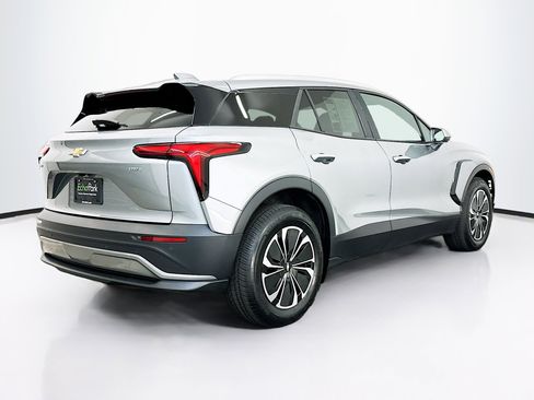 Used 2024 Chevrolet Blazer EV LT AWD/4WD image 9