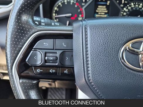 Used 2022 Toyota Tundra SR5 AWD/4WD image 17