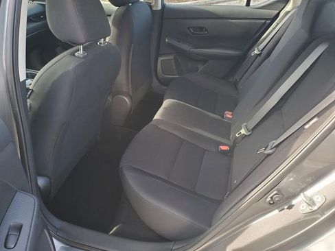 Used 2024 Nissan Sentra S image 9