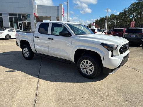 New 2026 Toyota Tacoma SR image 9