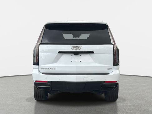 Used 2026 Cadillac Escalade Platinum Sport w/ LPO, ONYX Package AWD/4WD image 4