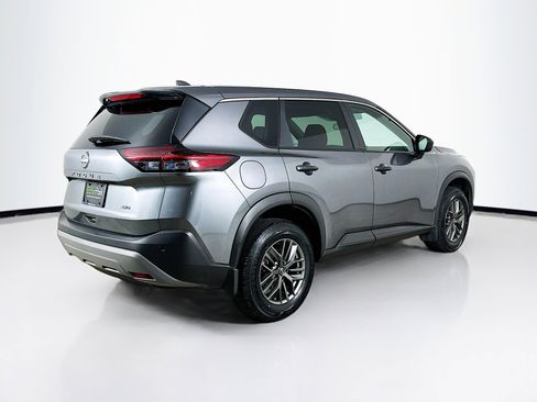 Used 2023 Nissan Rogue S image 9