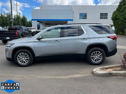 Used 2023 Chevrolet Traverse LT w/ LPO, Cargo Package AWD/4WD image 4