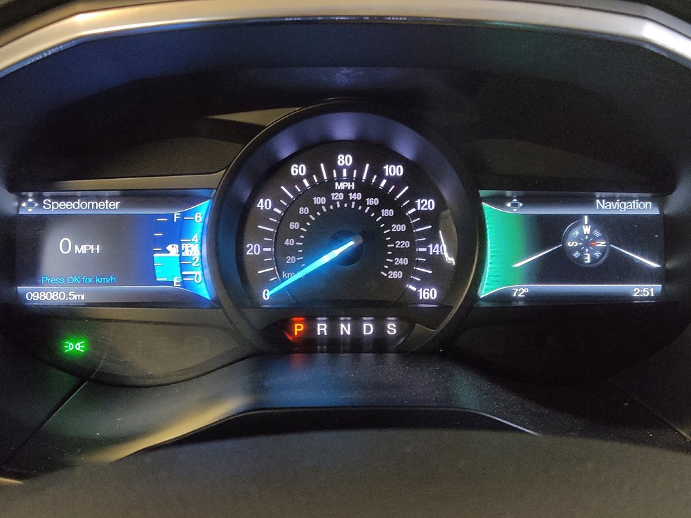 Used 2018 Ford Edge Titanium w/ Equipment Group 301A FWD image 23