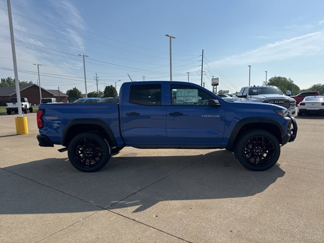 New 2026 Chevrolet Colorado Trail Boss w/ Off-Road Front Bumper Package AWD/4WD image 8