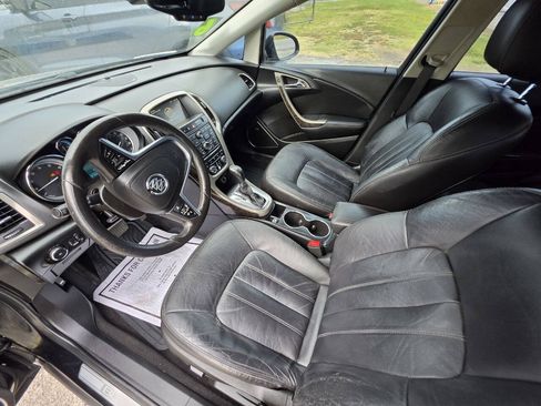 Used 2014 Buick Verano Leather FWD image 3