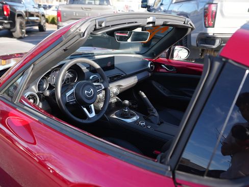 Certified 2025 MAZDA MX-5 Miata RF Grand Touring w/ Weather Package image 22