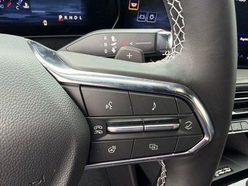 New 2026 Chevrolet Traverse LT FWD image 10