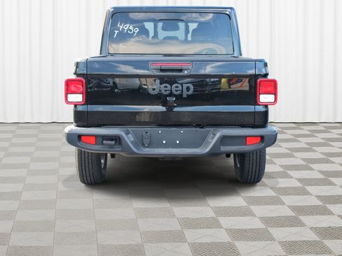 New 2026 Jeep Gladiator Sport AWD/4WD image 32