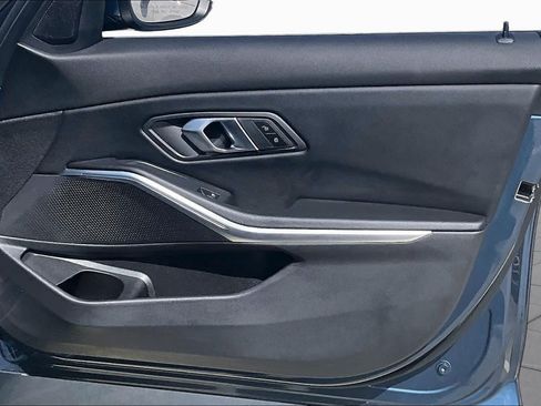 Used 2025 BMW 330i Sedan RWD image 25