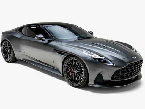 Used 2024 Aston Martin DB12 Coupe RWD image 9