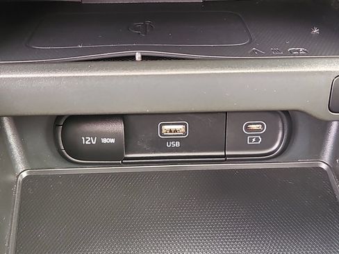 Certified 2023 Kia Soul EX FWD image 18