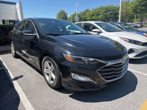 Used 2023 Chevrolet Malibu LT FWD image 3
