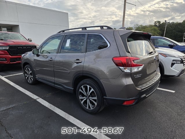 Used 2023 Subaru Forester Limited AWD/4WD image 5