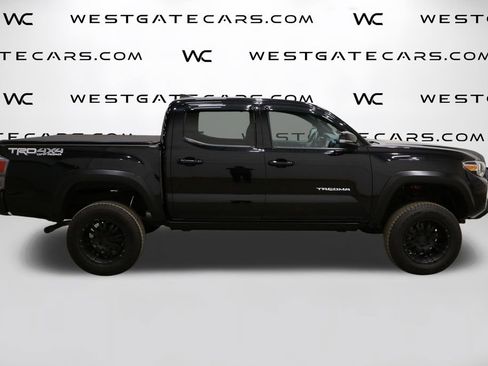 Used 2021 Toyota Tacoma TRD Off-Road w/ Technology Package image 39