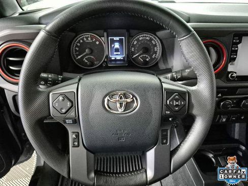 Certified 2023 Toyota Tacoma TRD Off-Road AWD/4WD image 11