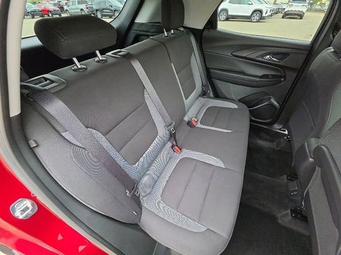 Used 2023 Chevrolet TrailBlazer LT w/ Convenience Package AWD/4WD image 24