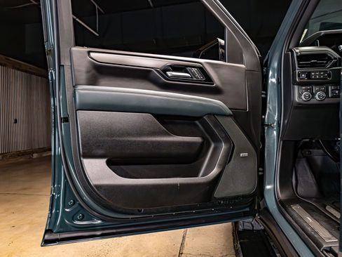 Used 2026 GMC Yukon XL AT4 w/ AT4 Premium Plus Package image 30