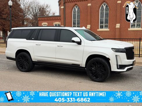 Used 2023 Cadillac Escalade ESV Sport Platinum w/ LPO, Floor Liner Package image 1