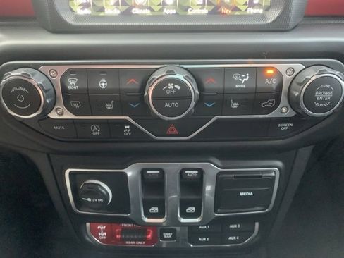 Used 2018 Jeep Wrangler Rubicon image 20