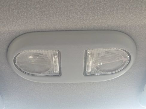 Used 2011 Mitsubishi Galant SE FWD image 19
