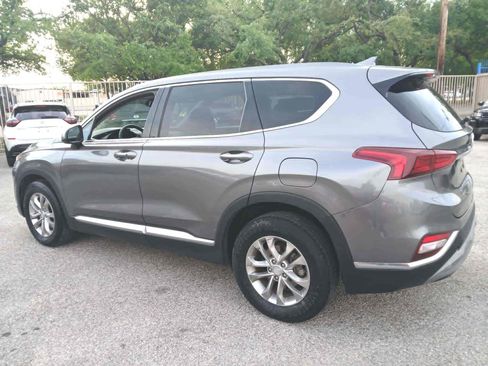 Used 2019 Hyundai Santa Fe SEL image 5