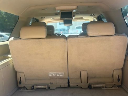 Used 2013 Cadillac Escalade ESV Premium image 31