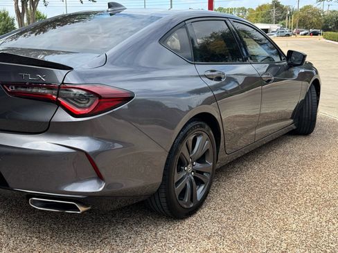 Used 2022 Acura TLX w/ A-SPEC Package FWD image 4