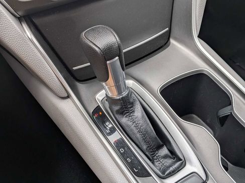 Used 2020 Honda Accord LX image 38