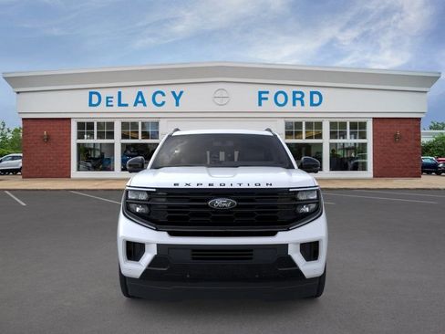 New 2026 Ford Expedition Max Platinum image 7