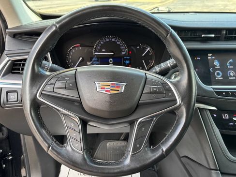 Used 2019 Cadillac XT5 Luxury AWD/4WD image 45