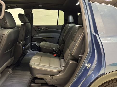 New 2026 Chevrolet Traverse High Country w/ LPO, Floor Liner Package image 11