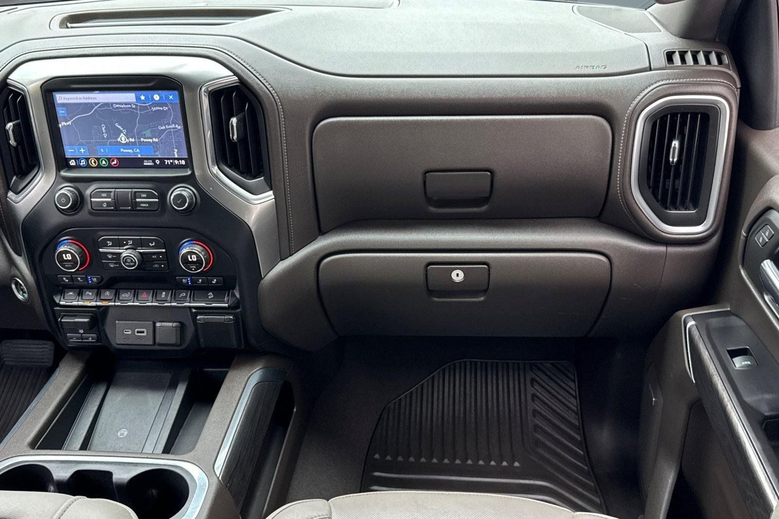 Used 2019 Chevrolet Silverado 1500 LTZ w/ LTZ Premium Package AWD/4WD image 32