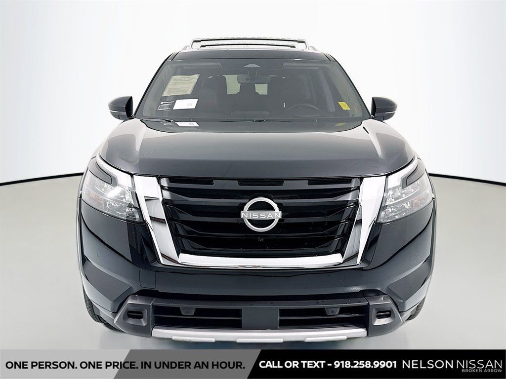 Certified 2025 Nissan Pathfinder Platinum w/ Cargo Package FWD image 2
