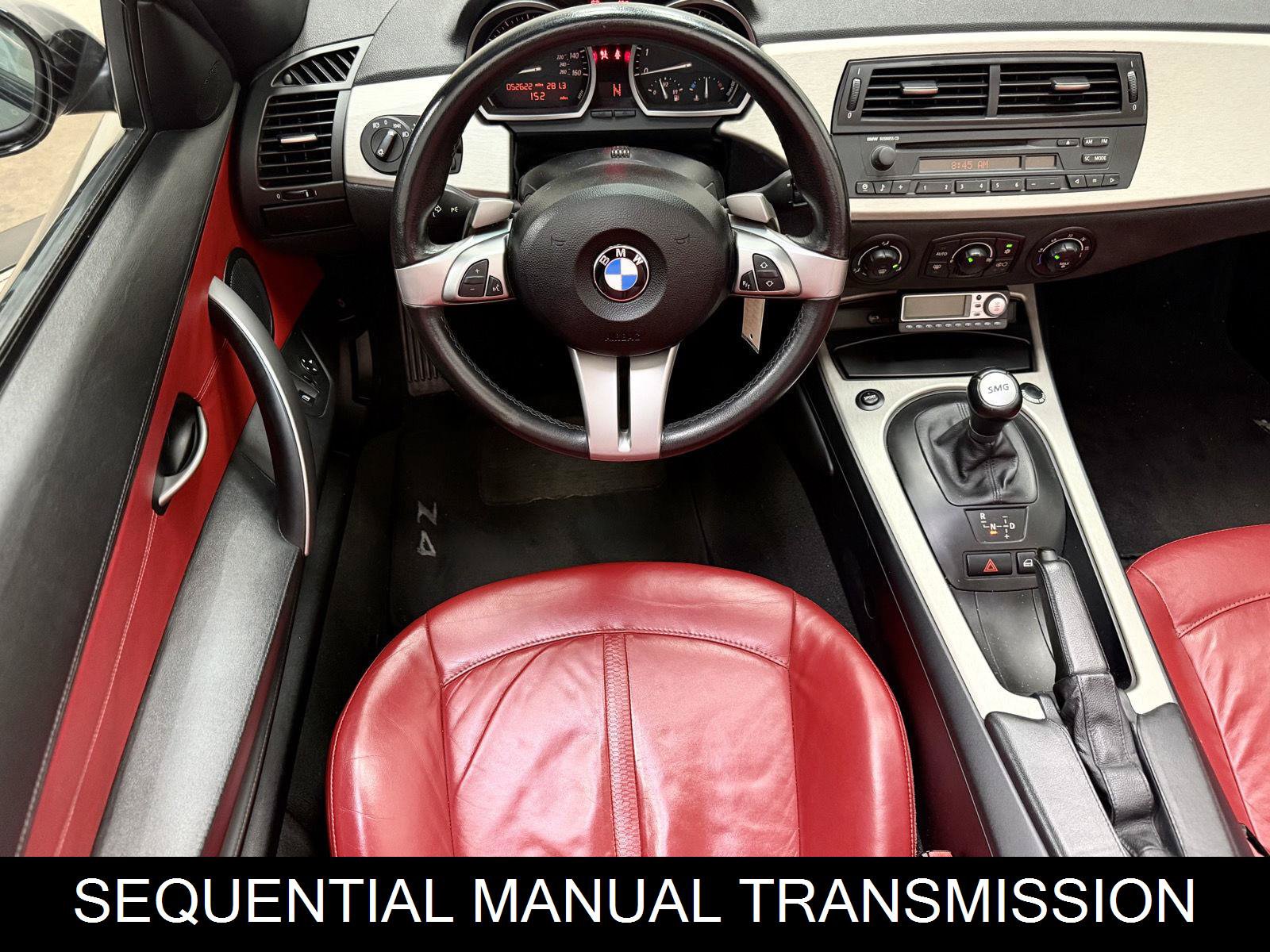 Used 2005 BMW Z4 3.0i RWD image 2