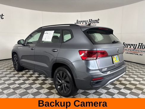 Used 2024 Volkswagen Taos S FWD image 8