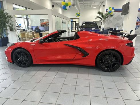 Used 2026 Chevrolet Corvette Stingray Preferred Conv w/ 2LT RWD image 14