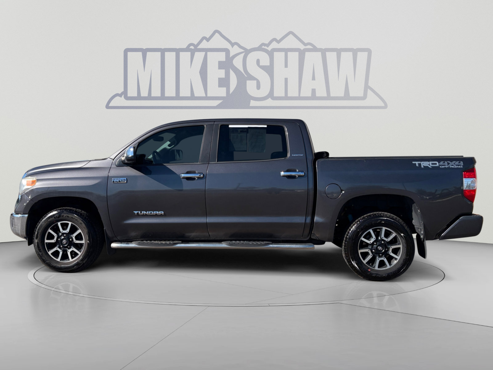 Used 2015 Toyota Tundra Limited w/ Limited Premium Package AWD/4WD image 2