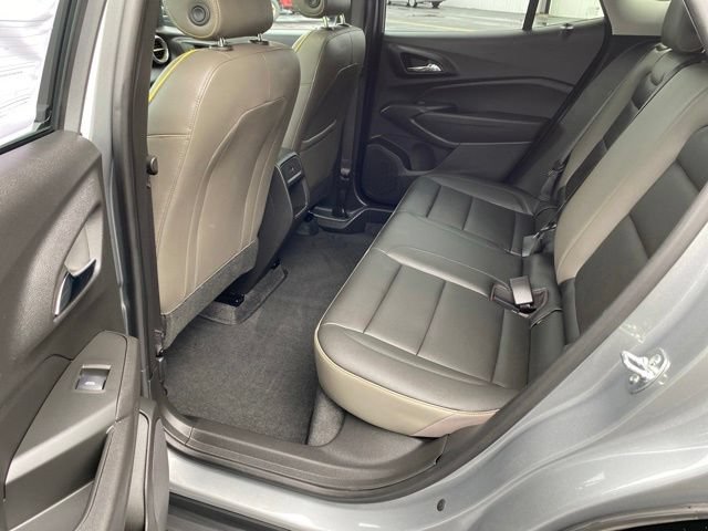 Used 2025 Chevrolet Trax ACTIV w/ Sunroof Package FWD image 14