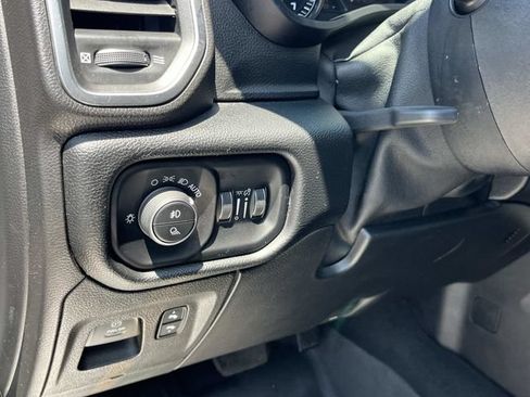 Used 2019 RAM 1500 Laramie w/ Sport Appearance Package AWD/4WD image 35