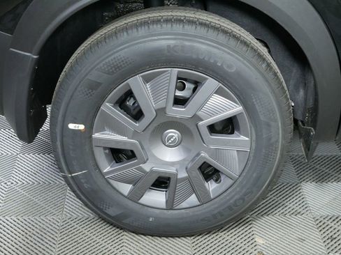 New 2026 Nissan Kicks S image 11