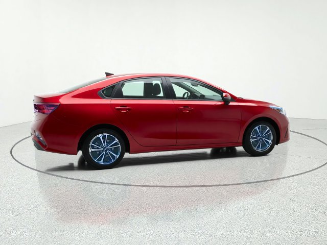 Certified 2023 Kia Forte LXS w/ LXS Technology Package FWD image 7
