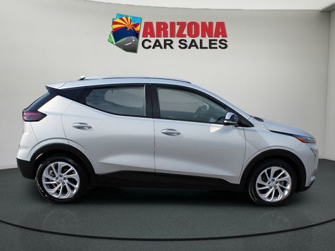 Used 2022 Chevrolet Bolt EUV LT image 7