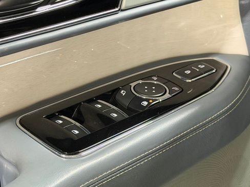 Used 2023 Lincoln Navigator L Black Label AWD/4WD image 23
