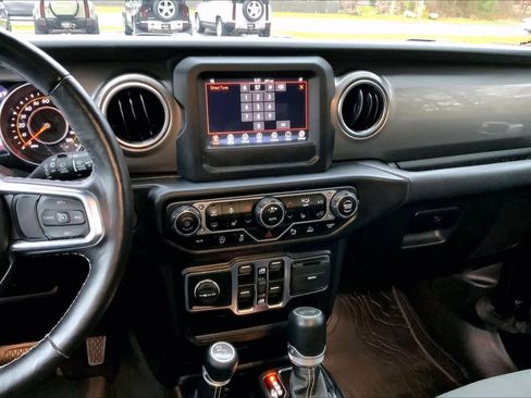 Used 2021 Jeep Wrangler Unlimited Sahara w/ LED Lighting Group image 6