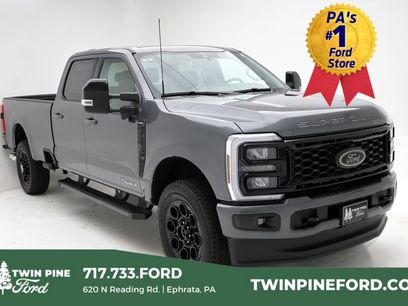 New 2026 Ford F250 Lariat w/ Black Appearance Package
